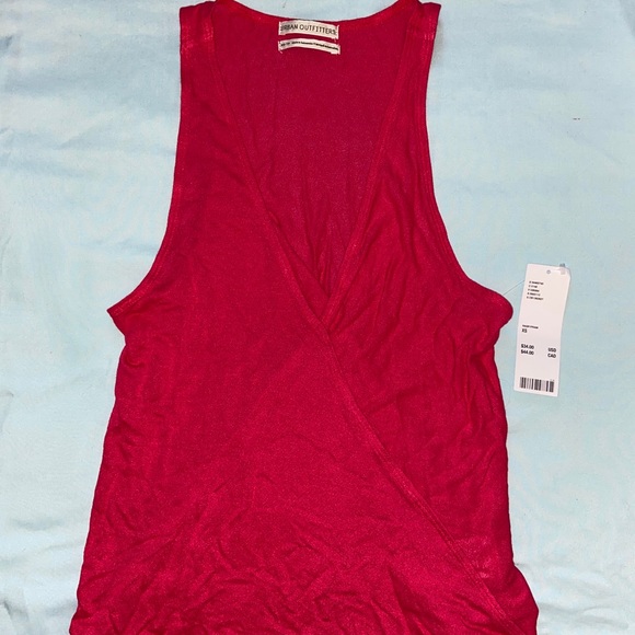 Urban Oufitters Tanktop - Picture 2 of 2